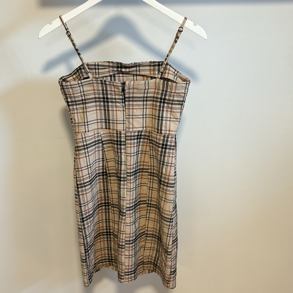Altar’d State plaid mini dress. - Picture 4 of 7